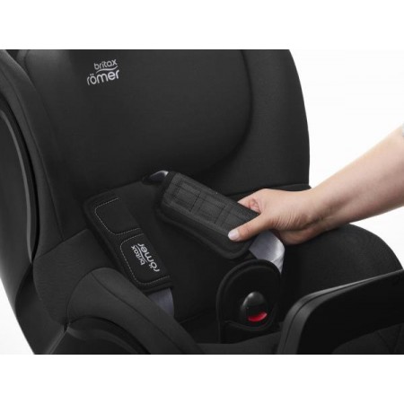 Дитяче автокрісло Britax-Romer Dualfix M Plus Isofix чорний