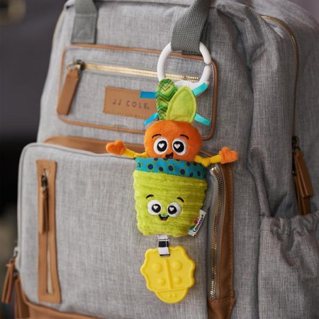 Мягкая игрушка-подвеска Lamaze Морковка с прорезывателем L27381 Мягкая игрушка-подвеска Lamaze Морковка с прорезывателем L27381
