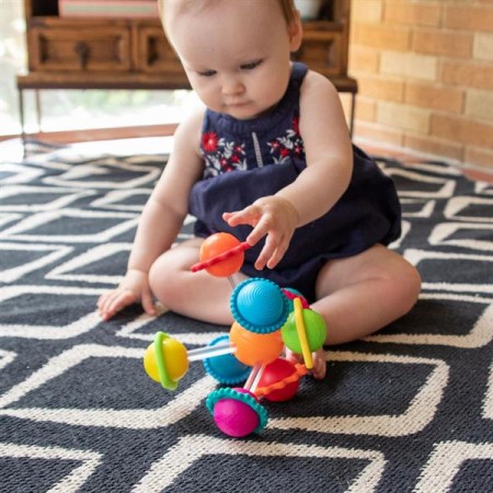 Прорезыватель Fat Brain Toys Wimzle Сенсорные шары F136ML Прорезыватель Fat Brain Toys Wimzle Сенсорные шары F136ML