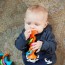 Прорезыватель-погремушка на присосках Fat Brain Toys pipSquigz Loops оранжевый F165ML Прорезыватель-погремушка на присосках Fat Brain Toys pipSquigz Loops оранжевый F165ML