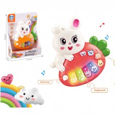 Дитяче піаніно BabyToys 8805-B зайчик з музикою і звуками