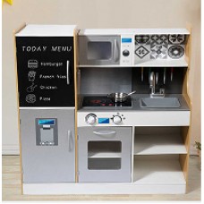 Дитяча дерев'яна кухня BabyToys C 69816 для дівчинки