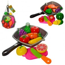 Игровой набор продуктов на липучке BabyToys с ножом для девочек Игровой набор продуктов на липучке BabyToys с ножом для девочек