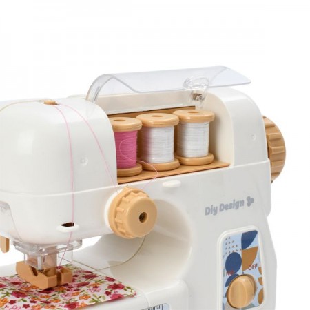 Детская швейная машинка BabyToys XS-25001 со светом Детская швейная машинка BabyToys XS-25001 со светом
