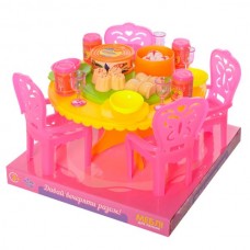 Детская столовая BabyToys A8-952 с посудой на 4 персоны