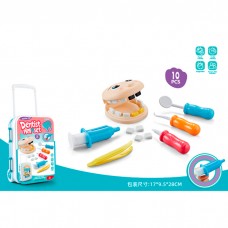 Игровой набор доктора стоматолог BabyToys QY851 с чемоданом Игровой набор доктора стоматолог BabyToys QY851 с чемоданом
