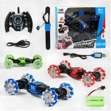 Радиоуправляемая машинка BabyToys UD 2196 со светом и музыкой