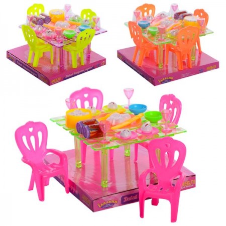 Їдальня для ляльок BabyToys A8-67 зі стільцями та приборами Їдальня для ляльок BabyToys A8-67 зі стільцями та приборами