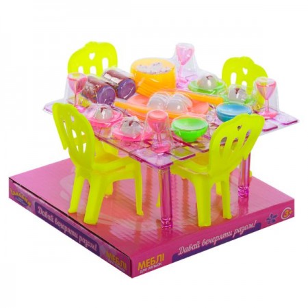 Їдальня для ляльок BabyToys A8-67 зі стільцями та приборами Їдальня для ляльок BabyToys A8-67 зі стільцями та приборами