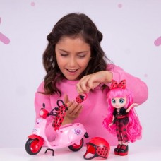Игровой набор IMC BFF Скутер Леди с куклой 20 см Игровой набор IMC BFF Скутер Леди с куклой 20 см