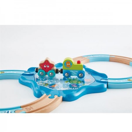 Игрушечная железная дорога Hape Подводный мир 15 эл. E3827 Игрушечная железная дорога Hape Подводный мир 15 эл. E3827