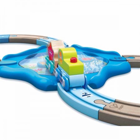 Игрушечная железная дорога Hape Подводный мир 15 эл. E3827 Игрушечная железная дорога Hape Подводный мир 15 эл. E3827