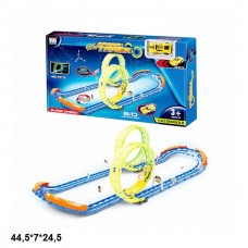 Автотрек BabyToys 89933 с машинкой светящийся на батарейках