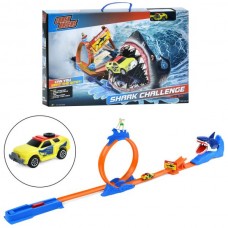 Автотрек BabyToys SS056 с машинкой, поворот 360 градусов, 12 деталей Автотрек BabyToys SS056 с машинкой, поворот 360 градусов, 12 деталей