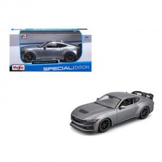 Машинка игрушечная 2024 Ford Mustang Darkhorse, масштаб 1:24 Машинка игрушечная 2024 Ford Mustang Darkhorse, масштаб 1:24