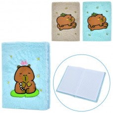 Блокнот BabyToys MK 5568 капибара с плюшем, клетка Блокнот BabyToys MK 5568 капибара с плюшем, клетка