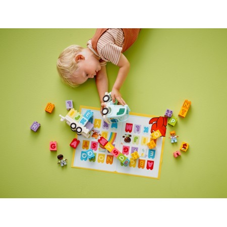 Конструктор LEGO DUPLO Town Грузовик с алфавитом, 36 деталей 10421 Конструктор LEGO DUPLO Town Грузовик с алфавитом, 36 деталей 10421