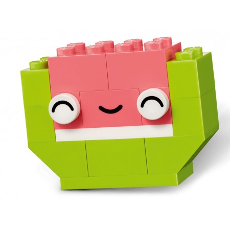 Конструктор LEGO Classic Творческие друзья с едой, 150 деталей 11039