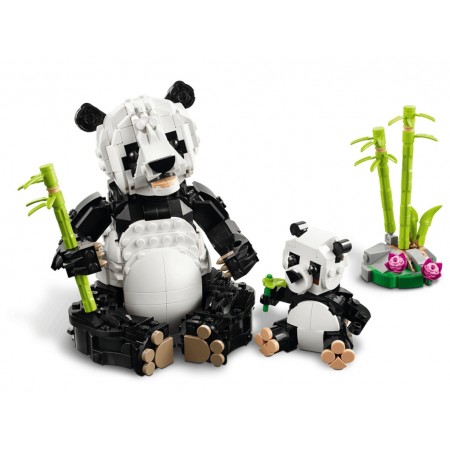 Конструктор LEGO Creator 3 в 1 Дикие животные: Семейство панд, 626 деталей 31165 Конструктор LEGO Creator 3 в 1 Дикие животные: Семейство панд, 626 деталей 31165