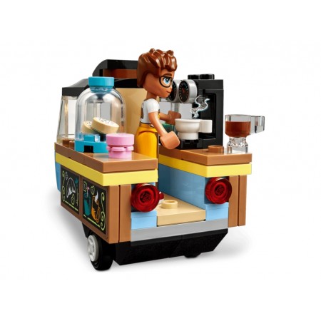 Конструктор LEGO Friends Пекарня на колесах, 125 деталей 42606