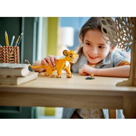 Конструктор LEGO Disney Львенок Симба, 222 детали 43243 Конструктор LEGO Disney Львенок Симба, 222 детали 43243