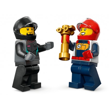 Конструктор LEGO City Картинги и гонщики, 99 деталей 60400