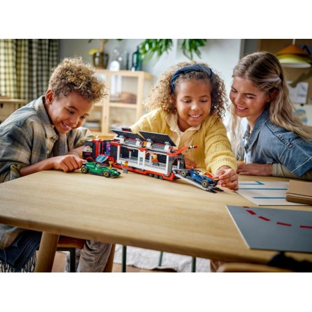 Конструктор LEGO City Вантажівка F1 з автомобілями RB20 та AMR24, 1086 деталей 60445