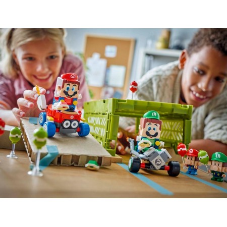 Конструктор LEGO Super Mario Марио Kart Baby Mario vs Baby Luigi, 321 деталь 72034 Конструктор LEGO Super Mario Марио Kart Baby Mario vs Baby Luigi, 321 деталь 72034