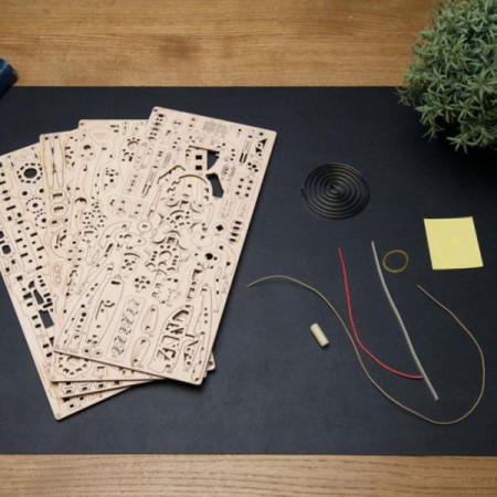 Дерев'яний механічний 3D конструктор Ugears Літак Скажений Шершень Дерев'яний механічний 3D конструктор Ugears Літак Скажений Шершень