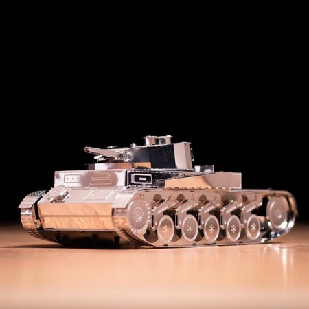 Колекційна модель-конструктор Metal Time Pz.Kpfw. II танк MT060 Колекційна модель-конструктор Metal Time Pz.Kpfw. II танк MT060