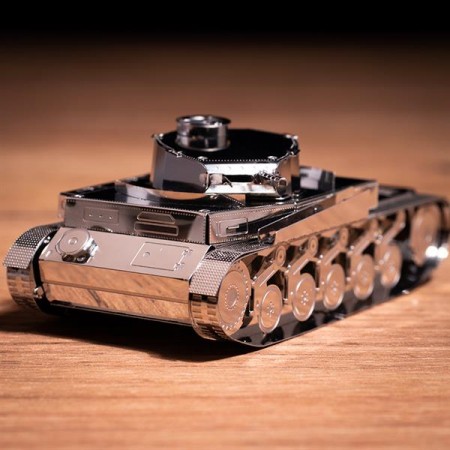 Колекційна модель-конструктор Metal Time Pz.Kpfw. II танк MT060 Колекційна модель-конструктор Metal Time Pz.Kpfw. II танк MT060