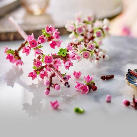 Конструктор LEGO Botanicals Цвіт вишні 430 деталей