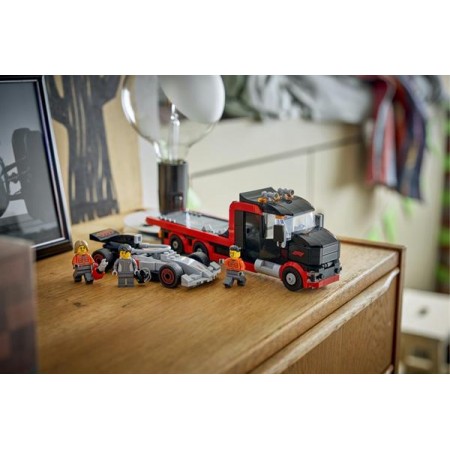 Конструктор LEGO® City Вантажівка для демонстрації F1® із перегоновим автомобілем Audi F1® 508 деталей