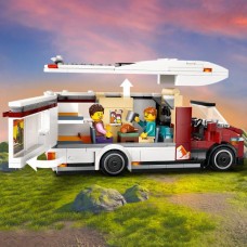 Конструктор LEGO City Приключенческий дом на колесах для отпуска 385 деталей 