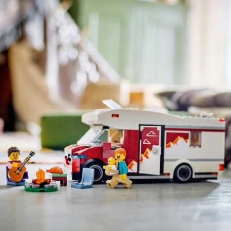 Конструктор LEGO City Приключенческий дом на колесах для отпуска 385 деталей Конструктор LEGO City Приключенческий дом на колесах для отпуска 385 деталей