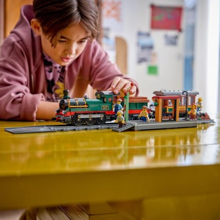 Конструктор LEGO® City Старовинний паровоз, 575 деталей