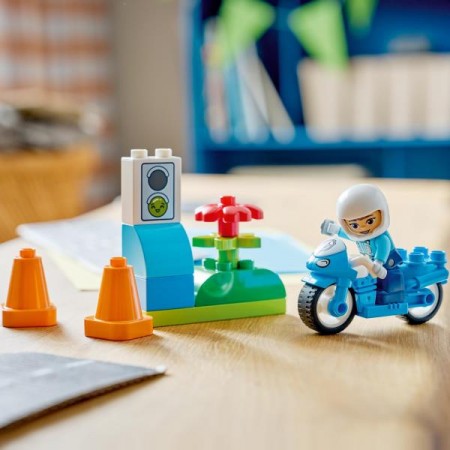 Конструктор LEGO DUPLO Town Синий полицейский мотоцикл 11 Деталей 10471 