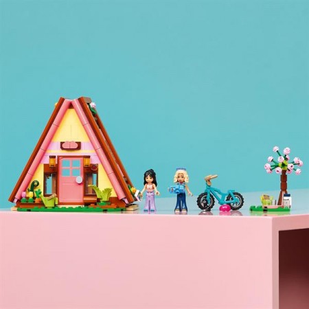 Конструктор LEGO® Friends Будиночок для кемпінгу на природі Іграшка, 295 деталей Конструктор LEGO® Friends Будиночок для кемпінгу на природі Іграшка, 295 деталей
