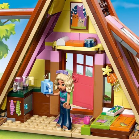 Конструктор LEGO® Friends Будиночок для кемпінгу на природі Іграшка, 295 деталей Конструктор LEGO® Friends Будиночок для кемпінгу на природі Іграшка, 295 деталей