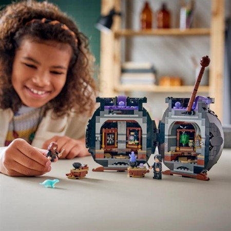 Конструктор LEGO Harry Potter TM Котел: Тайный класс зельеварения 652 Детали Конструктор LEGO Harry Potter TM Котел: Тайный класс зельеварения 652 Детали