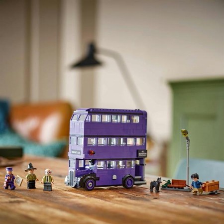 Конструктор LEGO Harry Potter Приключения на Рыцарском автобусе 499 деталей