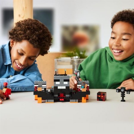 Конструктор LEGO Minecraft Битва за Визер 494 Детали