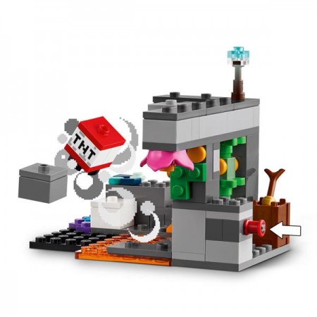 Конструктор LEGO Minecraft Встреча с Боронителем 238 деталей Конструктор LEGO Minecraft Встреча с Боронителем 238 деталей