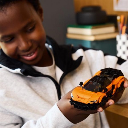 Конструктор LEGO Speed Champions McLaren W1 287 Деталей