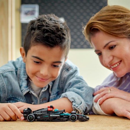 Конструктор LEGO Speed Champions Автомобіль для перегонів Mercedes-AMG F1 W15, 267 деталей Конструктор LEGO Speed Champions Автомобіль для перегонів Mercedes-AMG F1 W15, 267 деталей