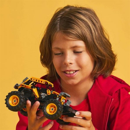 Конструктор LEGO Technic Monster Jam DIGatron з інерційним двигуном 218 деталей