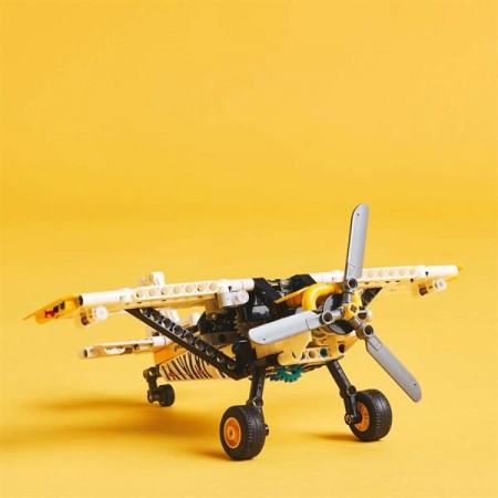 Конструктор LEGO Technic Буш-самолет 333 детали Конструктор LEGO Technic Буш-самолет 333 детали