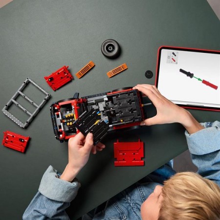 Конструктор LEGO Technic Внедорожник Ford Bronco SUV 943 детали