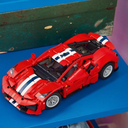 Конструктор Автомобиль Ferrari 488 PISTA LEGO® Technic Конструктор Автомобиль Ferrari 488 PISTA LEGO® Technic