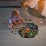 Пазл круглый Hape Каменный век 100 эл. E1638 Пазл круглый Hape Каменный век 100 эл. E1638